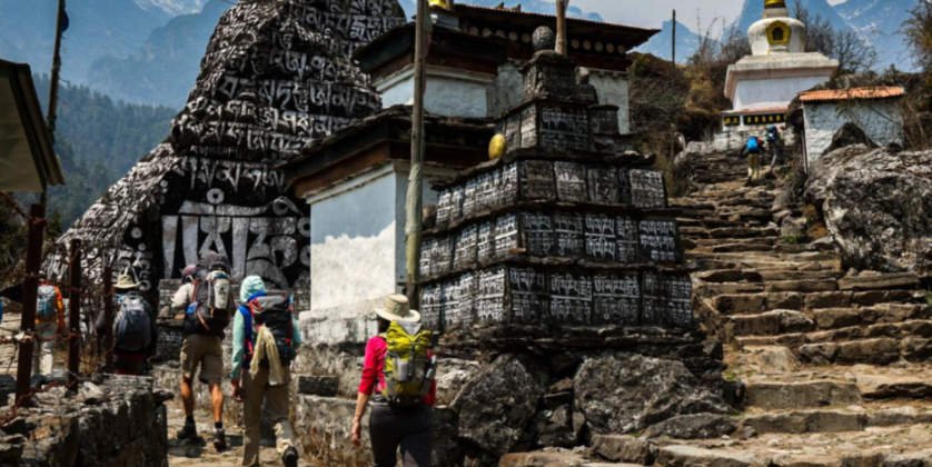 Base Camp at Mt Everest: Complete Trekking Guide