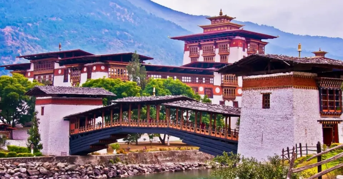 Bhutan Tshechu Festivals: Dates & Travel Guide