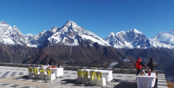 Trekking Everest Base Camp Nepal: Costs & Itinerary